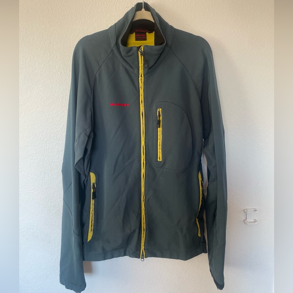 Green Mammut Jacket 2XL used but in great condition